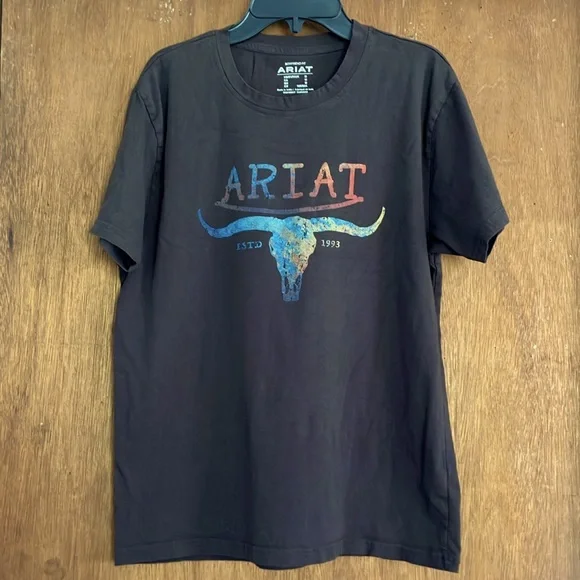 Ariat Bull Skull T-Shirt - Picture 1 of 4